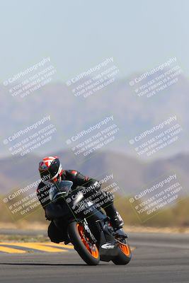 media/Apr-09-2023-SoCal Trackdays (Sun) [[333f347954]]/Turn 14 (1015am)/